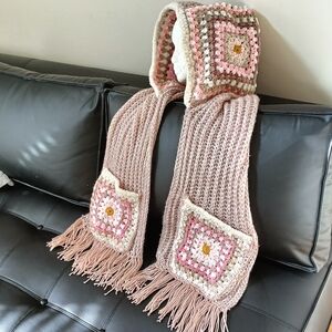 NEW Hand-Knitted Chunky Granny Squares Hood Scarf Wrap Pockets Fringe Pink